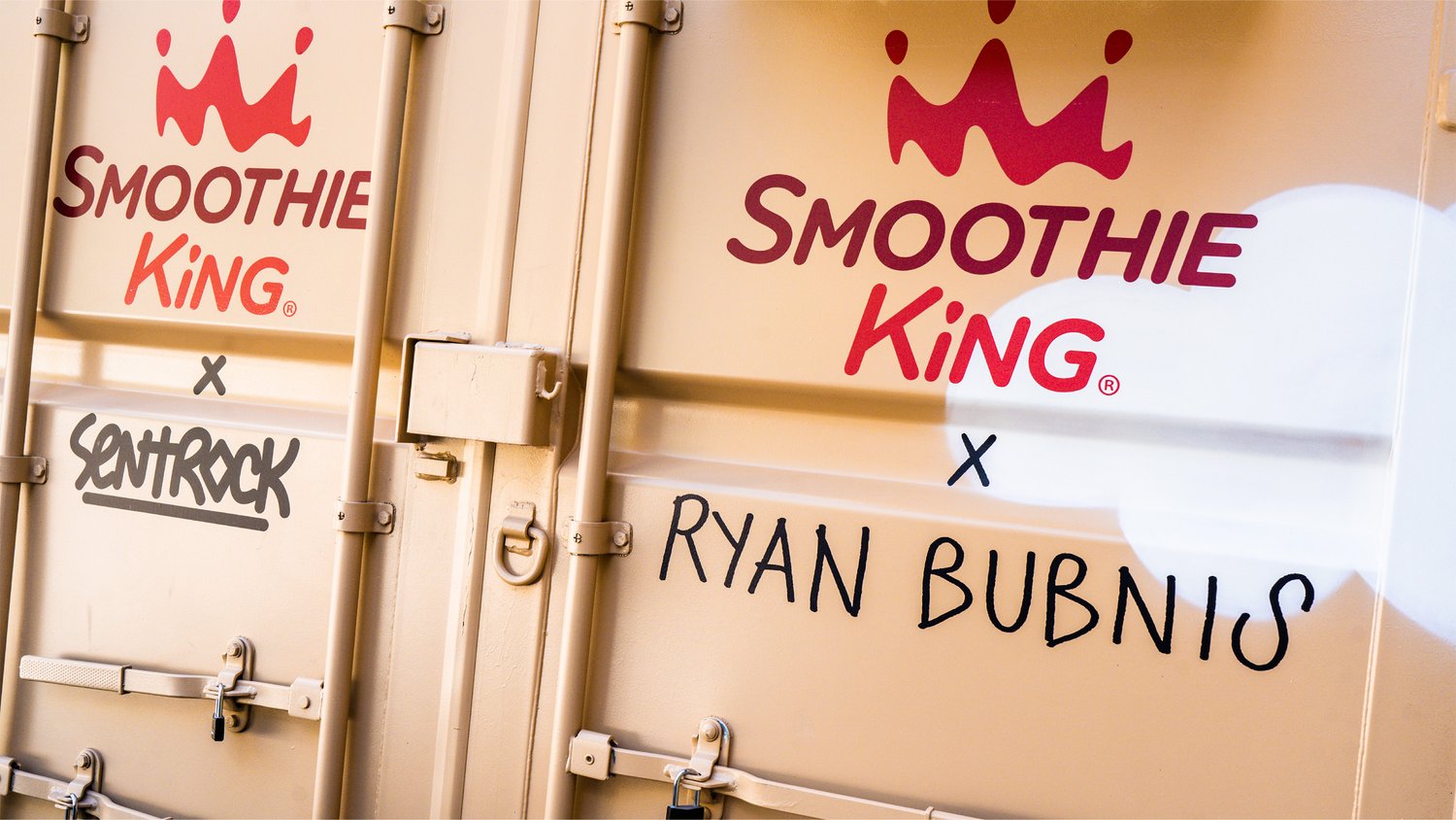 GERTRUDE INC x Smoothie King x Sentrock x Ryan Bubnis King of Coffee Tour Image 06