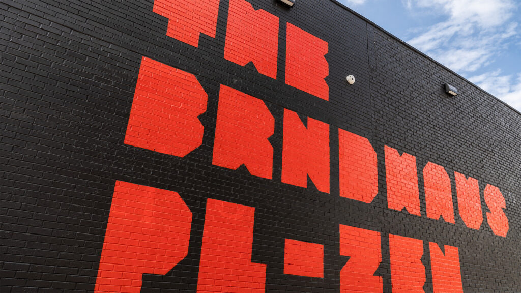 THE BRNDHAUS PL-ZEN Front